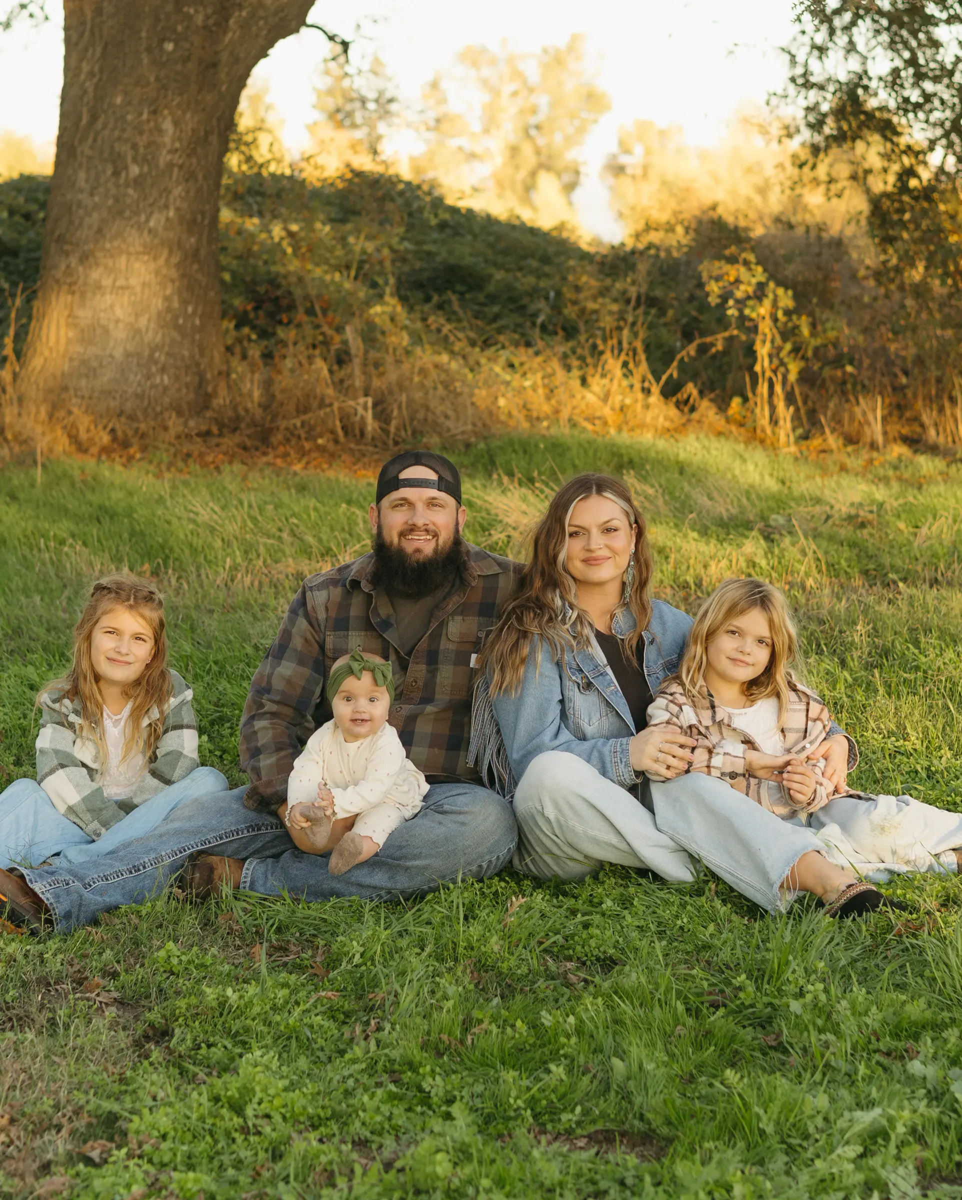 Caleb Farrar with his wife Cheryl and their three daughters